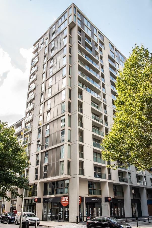 伦敦Cobalt Point, South Quay公寓 外观 照片